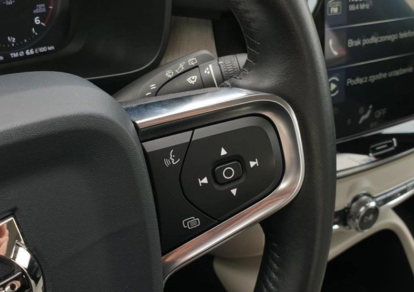 Volvo XC 40 cena 119900 przebieg: 81595, rok produkcji 2019 z Knurów małe 232